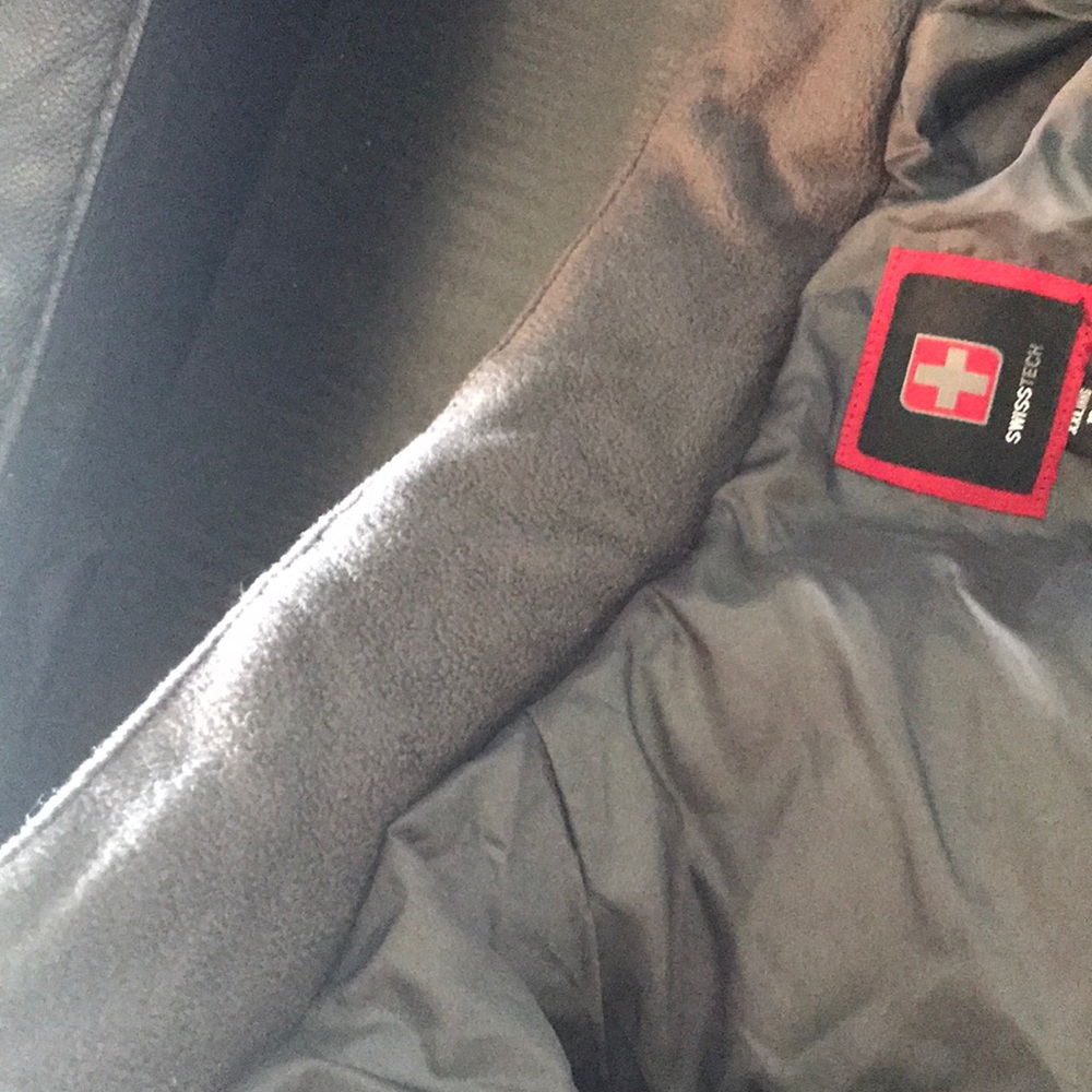SwissTech Puff Jacket - Picture 5 of 5